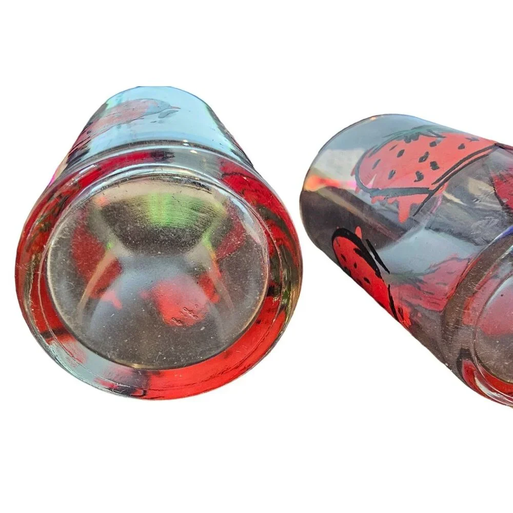 Strawberry Print Clear Drinking Glasses Set of 2 Vtg Unmarked Red Green Cartoon
